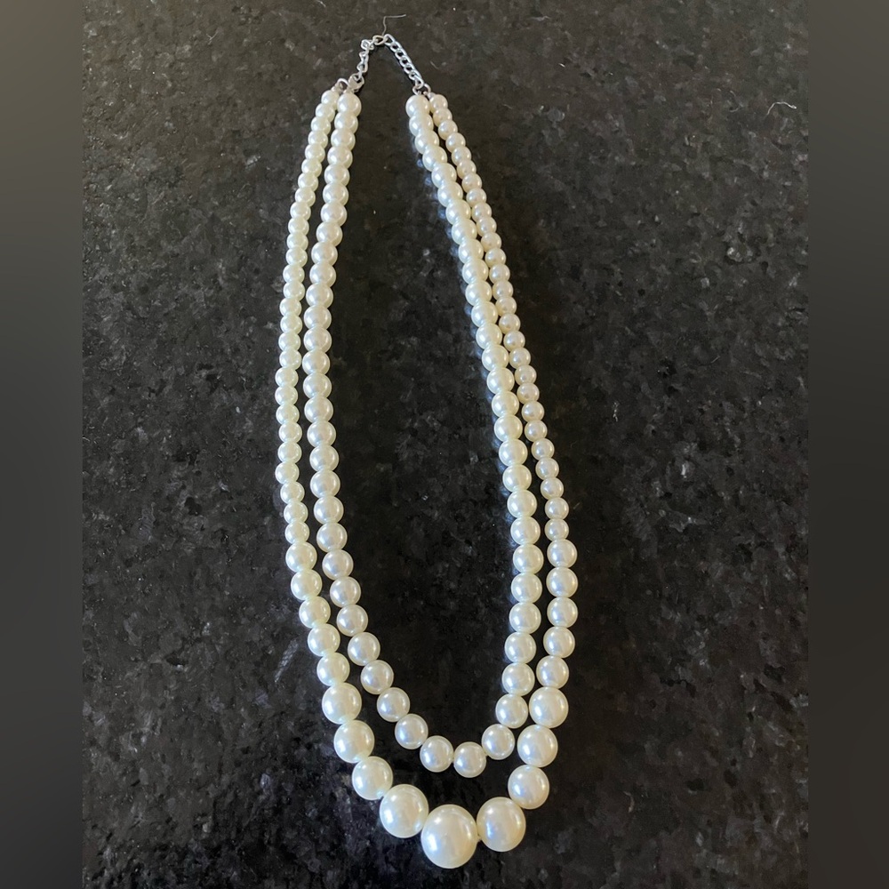 Elegant Double-Strand Faux Pearl Necklace